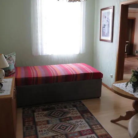Ferienwohnung Schueler Apartamento Ribnitz-Damgarten